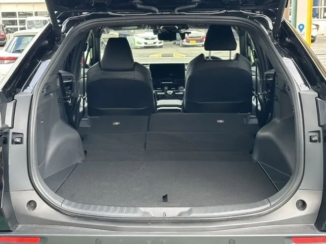 bZ4X(トヨタ)Z中古車 9