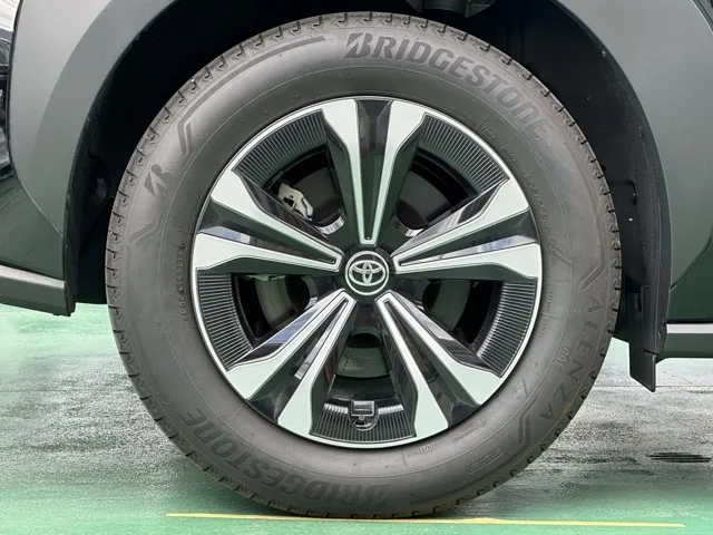 bZ4X(トヨタ)Z中古車 11
