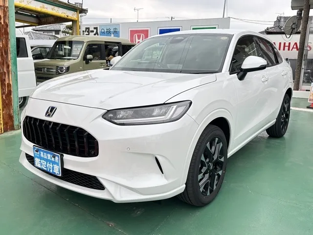 ZR-V(ホンダ)e：HEV Z登録済未使用車 1