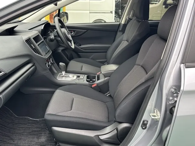 インプレッサ(スバル)1.6I-Lアイサイト中古車 3