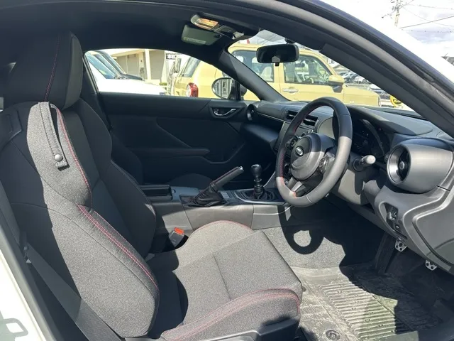 GR86(トヨタ)スバル BRZ R 6MT中古車 9