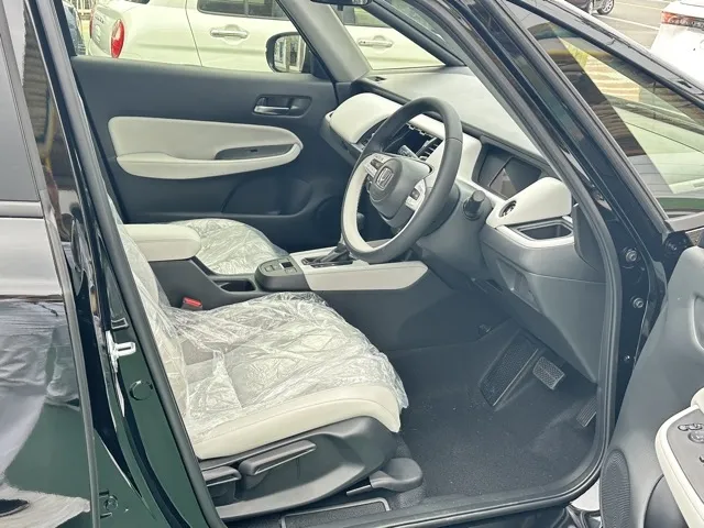 フィット(ホンダ)HOME（ホーム）登録済未使用車 13