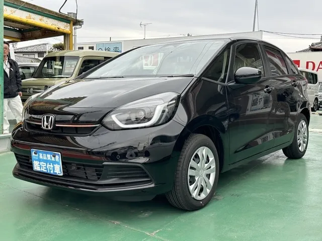 フィット(ホンダ)HOME（ホーム）登録済未使用車 1