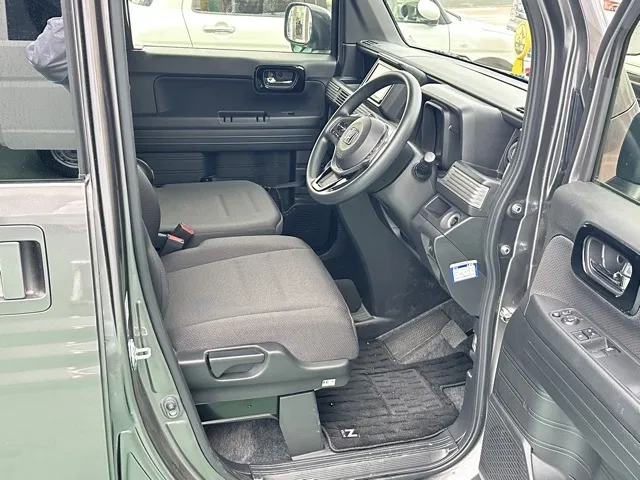 N-VAN(ホンダ)プラススタイルFUN AT中古車 15
