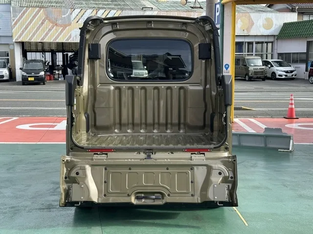 アトレー(ダイハツ)デッキバン AT 4WD届出済未使用車 10
