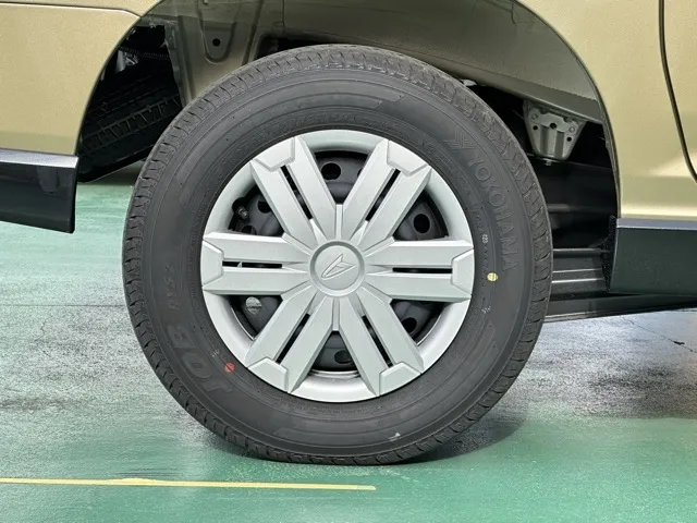 アトレー(ダイハツ)デッキバン AT 4WD届出済未使用車 13