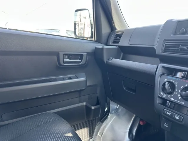 ハイゼット(ダイハツ)デラックス AT届出済未使用車 16