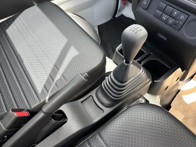 ハイゼット(ダイハツ)スタンダード SA非装着車 MT 2WD届出済未使用車 14