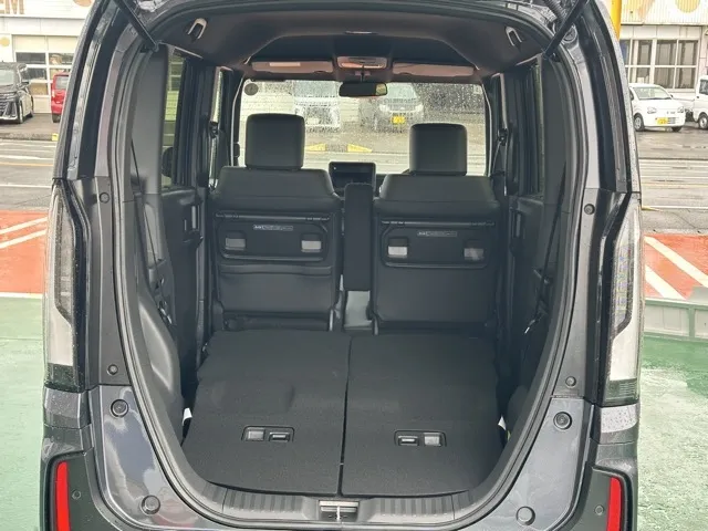 N-BOX(ホンダ)N-BOXカスタムターボ届出済未使用車 11