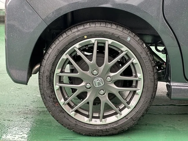 N-BOX(ホンダ)N-BOXカスタムターボ届出済未使用車 13