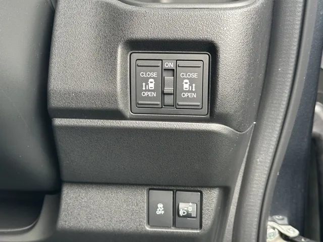 N-BOX(ホンダ)N-BOXカスタムターボ届出済未使用車 15