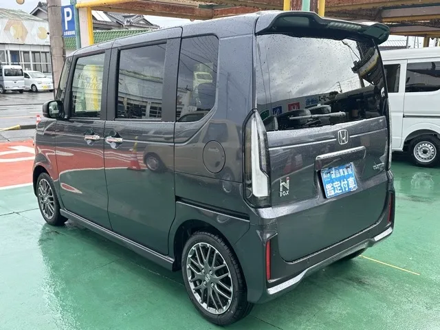 N-BOX(ホンダ)N-BOXカスタムターボ届出済未使用車 2