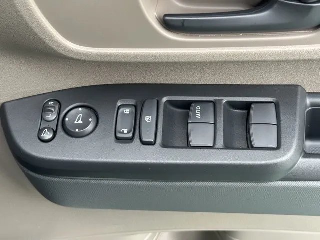 N-BOX(ホンダ)JOY届出済未使用車 14