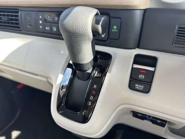 N-BOX(ホンダ)N-BOX ファッションスタイル コンフォートＰ中古車 14