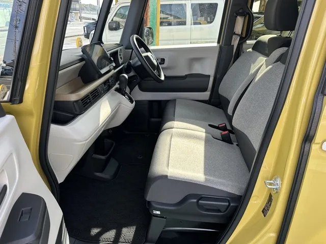 N-BOX(ホンダ)N-BOX ファッションスタイル コンフォートＰ中古車 3