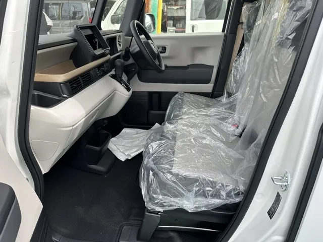 N-BOX(ホンダ)N-BOX届出済未使用車 3