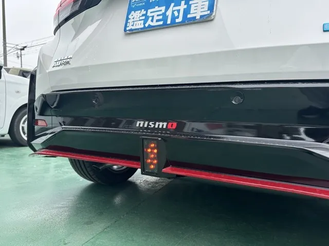 オーラ(ニッサン)ニスモ チューンドeパワー 寒冷地 4WD登録済未使用車 28