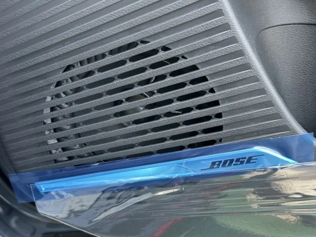 オーラ(ニッサン)ニスモ チューンドeパワー 寒冷地 4WD登録済未使用車 28
