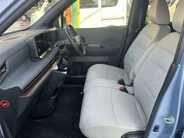 サクラ(ニッサン)G中古車 3