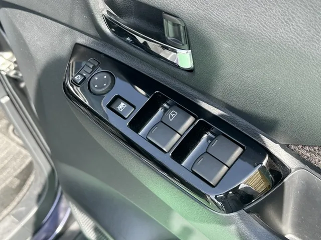 eKクロススペース(三菱)G中古車 14