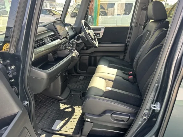 N-BOX(ホンダ)Ｌターボ　STYLE+BLACK中古車 3