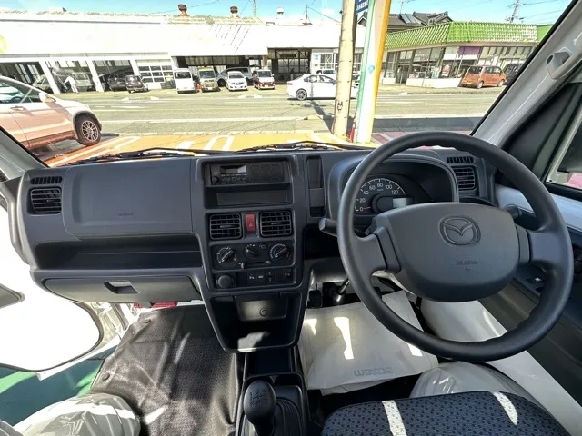 スクラムトラック(マツダ)KC 4WD 5MT届出済未使用車 4
