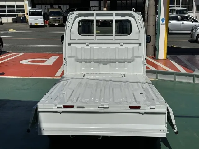 スクラムトラック(マツダ)KC 4WD 5MT届出済未使用車 7