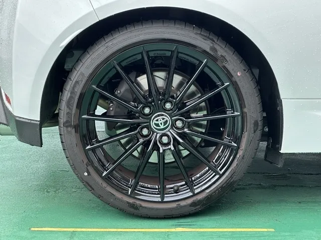 GRヤリス(トヨタ)RC ４WD 6MT中古車 11