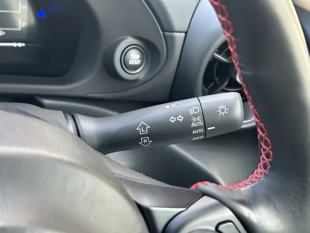 BRZ(スバル)R 6MT中古車 15