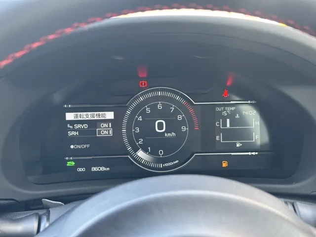 BRZ(スバル)R 6MT中古車 16