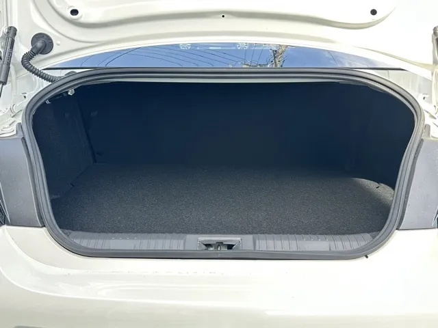 BRZ(スバル)R 6MT中古車 7