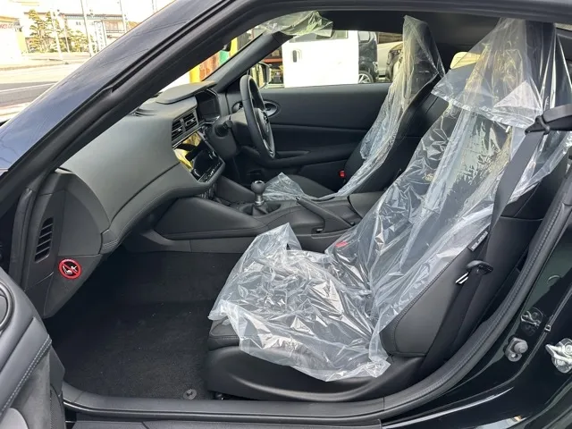 フェアレディZ(ニッサン)バージョンST 6MT登録済未使用車 3
