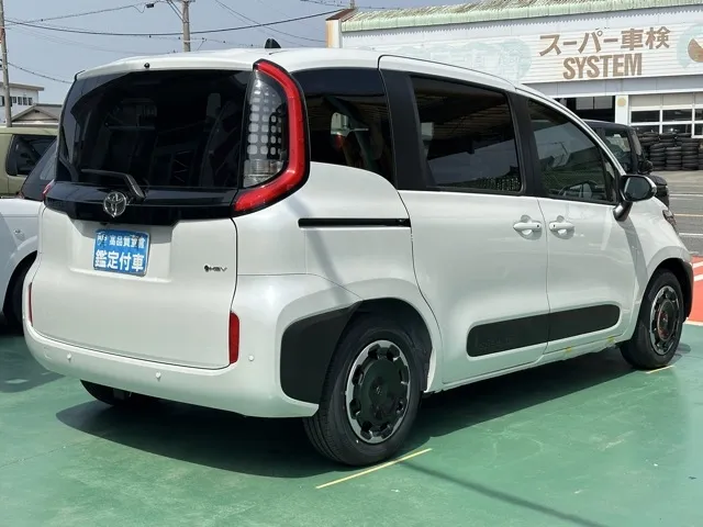 シエンタ(トヨタ)ハイブリッドZ 7人乗り登録済未使用車 12