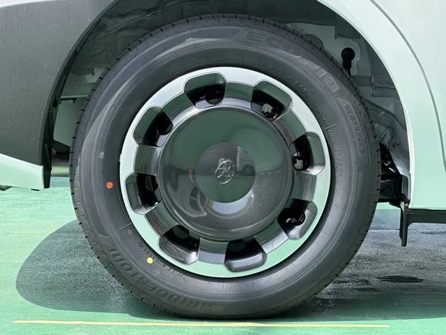 シエンタ(トヨタ)ハイブリッドZ 7人乗り登録済未使用車 13