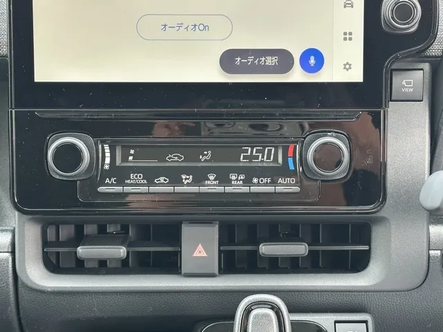 シエンタ(トヨタ)ハイブリッドZ 7人乗り登録済未使用車 18