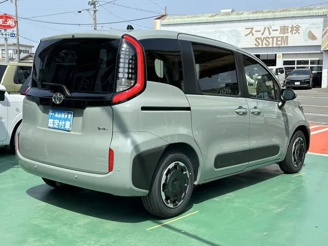 シエンタ(トヨタ)ハイブリッドZ 7人乗り登録済未使用車 12