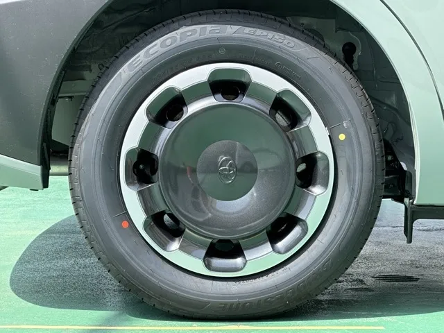シエンタ(トヨタ)ハイブリッドZ 7人乗り登録済未使用車 13