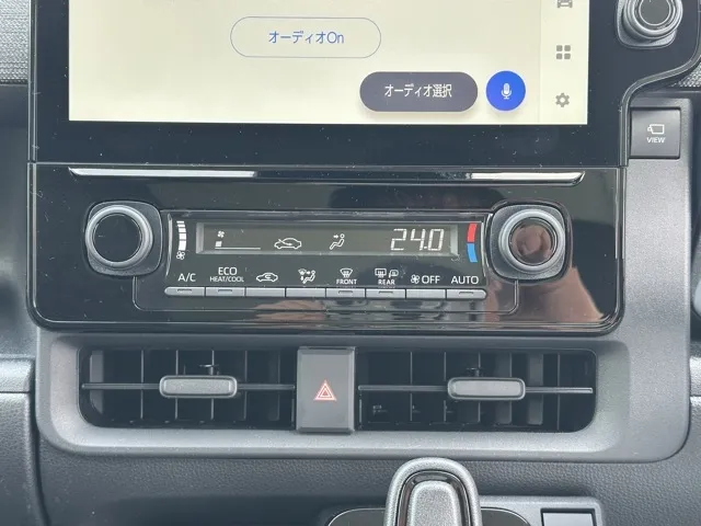 シエンタ(トヨタ)ハイブリッドZ 7人乗り登録済未使用車 18