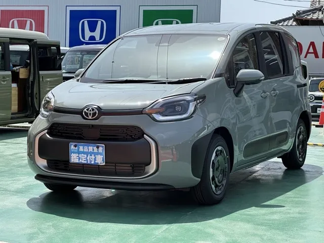 シエンタ(トヨタ)ハイブリッドZ 7人乗り登録済未使用車 1