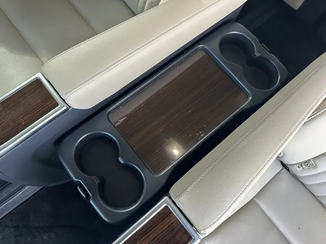 グランエース(トヨタ)プレミアム 6人中古車 5