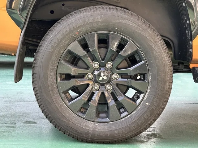 トライトン(三菱)GSR中古車 13