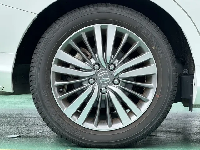 オデッセイ(ホンダ)e：HEV アブソルート EX中古車 12