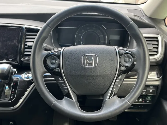 オデッセイ(ホンダ)e：HEV アブソルート EX中古車 7