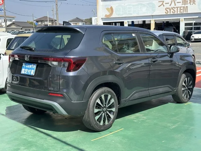 WR-V(ホンダ)Z登録済未使用車 11