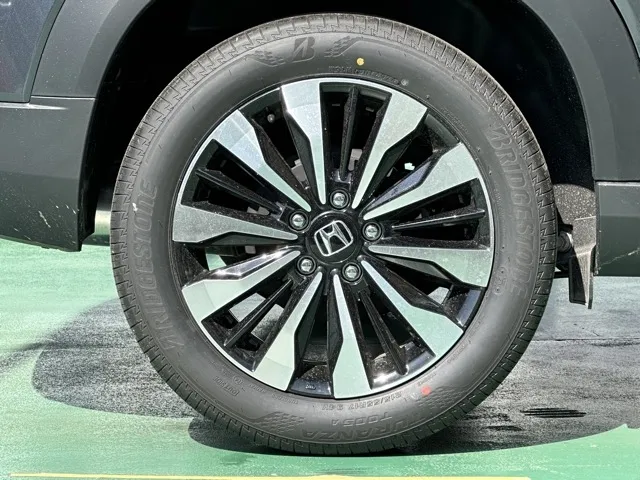 WR-V(ホンダ)Z登録済未使用車 12