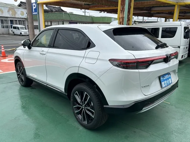 ヴェゼル(ホンダ)ｅ：ＨＥＶ　Ｚ登録済未使用車 2