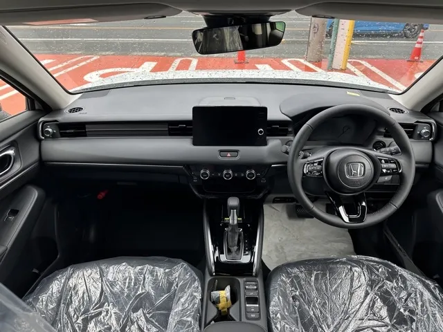 ヴェゼル(ホンダ)ｅ：ＨＥＶ　Ｚ登録済未使用車 6