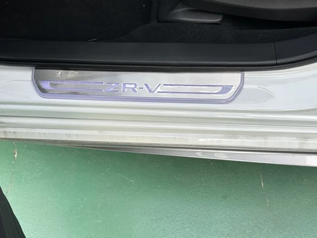 ZR-V(ホンダ)e：HEV Z ４ＷＤ 中古車 27