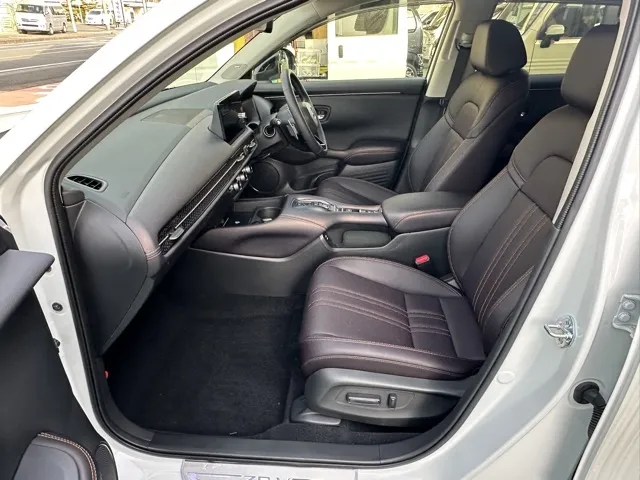 ZR-V(ホンダ)e：HEV Z ４ＷＤ 中古車 3