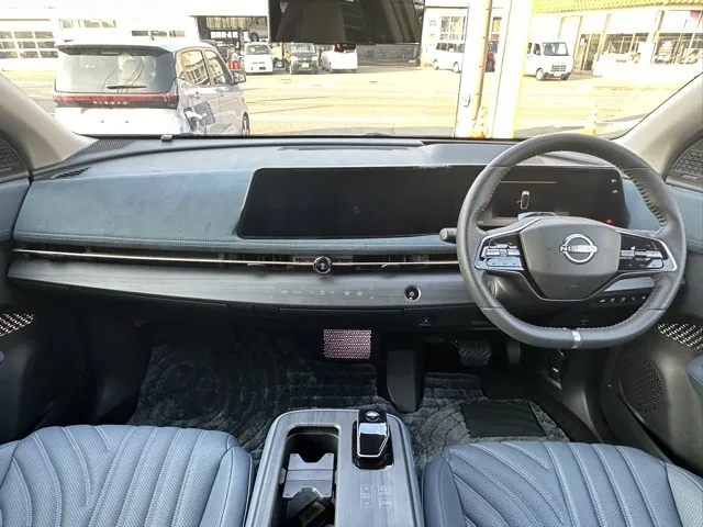 アリア(ニッサン)B9 リミテッド中古車 6